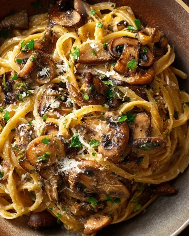 Caramelized Leek and Mushroom Gruyere Pasta